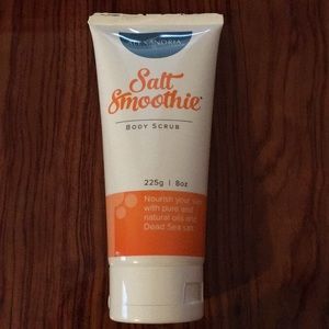 Alexandria Salt Smoothie Body Scrub